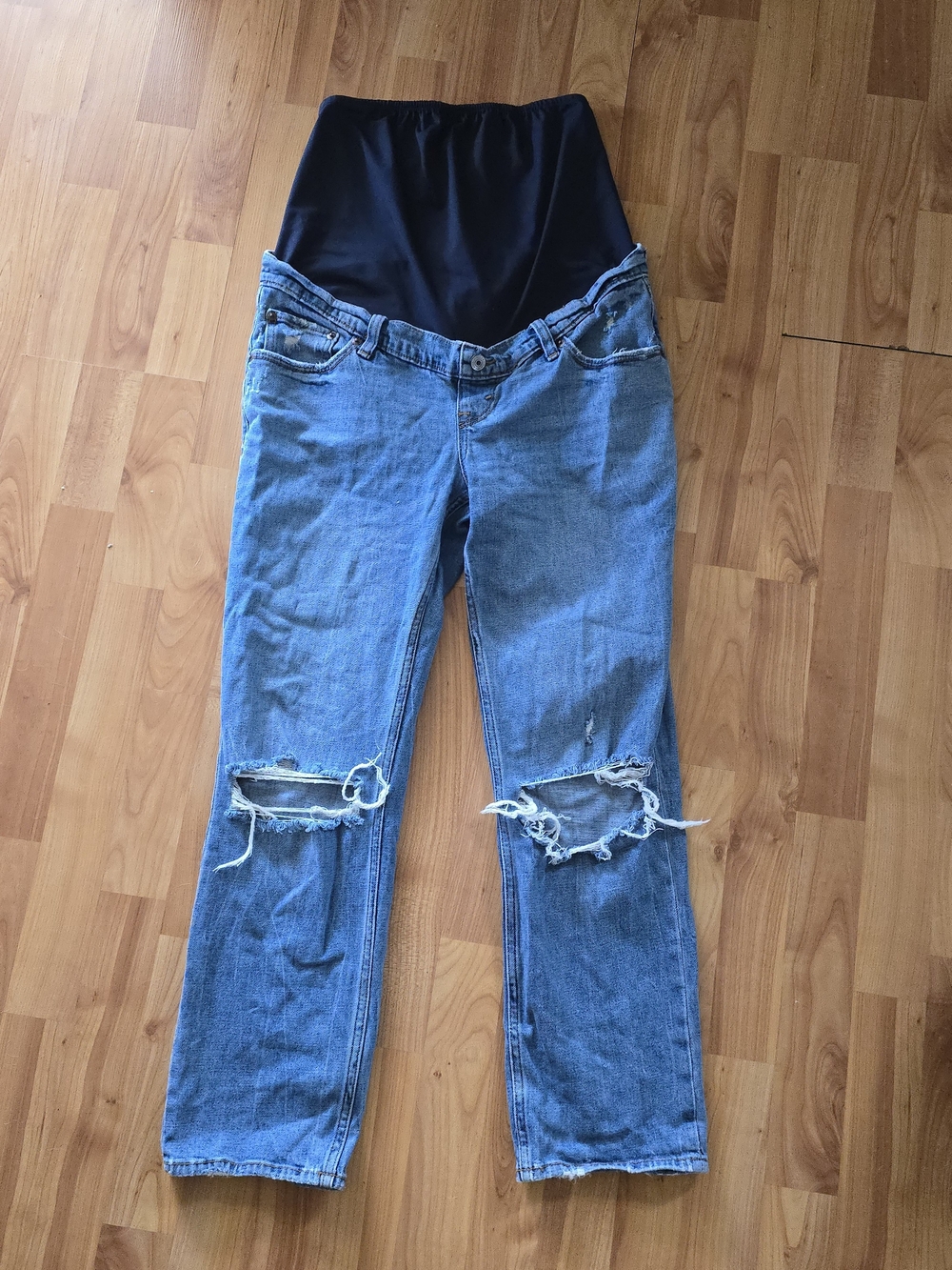 Abercrombie & Fitch Ankle Straight Women’s Maternity Jeans